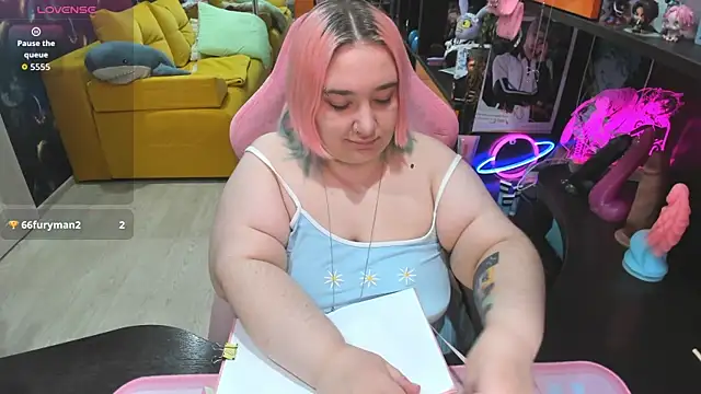 Softie_Sofy webcam