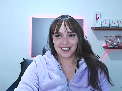 anyela_bubble18 - Anyela_bubble18's free webcam - UK Sex Cams