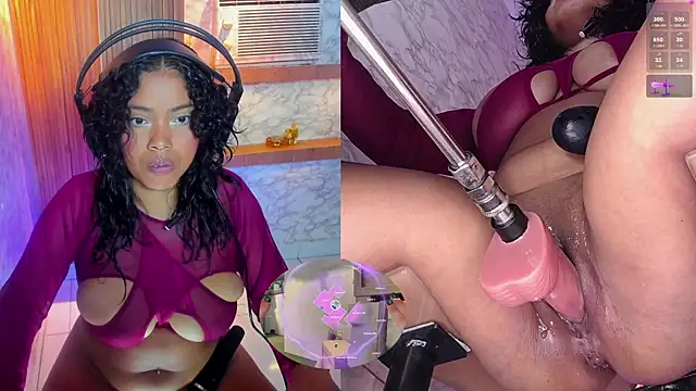 NinaCapelli webcam