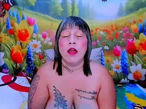 indianroxy webcam