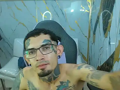 Boy_tatto77 webcam