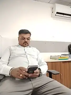 Desi_Lodo_Gujju_Boy webcam