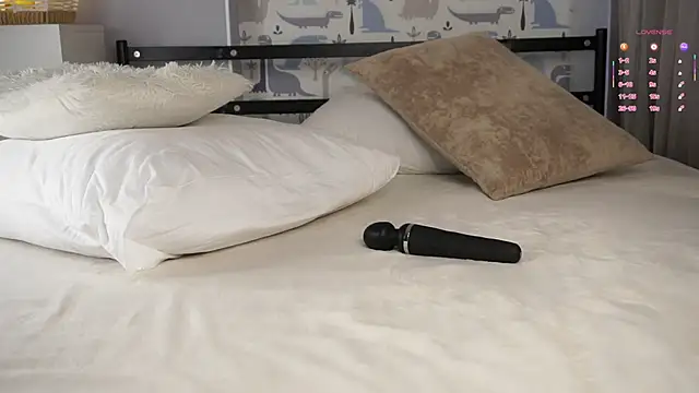 QueenieGitt webcam
