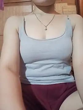 LucyyLy webcam