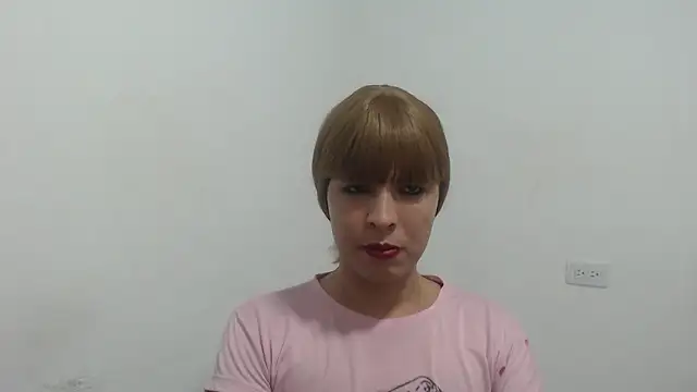 estefania224 webcam