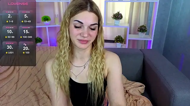 MeowAdel webcam
