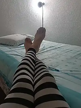 Ladyboy_69-_- webcam