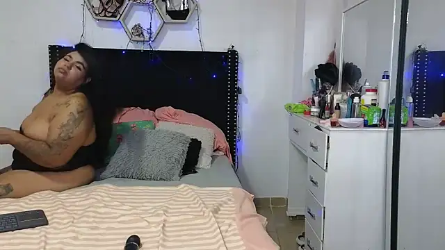 charlotte_077 webcam
