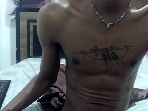 AlbertBigCock live sex cam