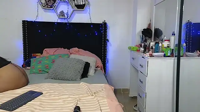 charlotte_077 webcam