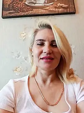 JennyOMay webcam