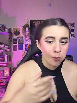 Lana_Herondale webcam