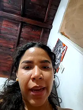 ASHLYY00 webcam