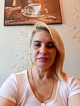 jennyomay