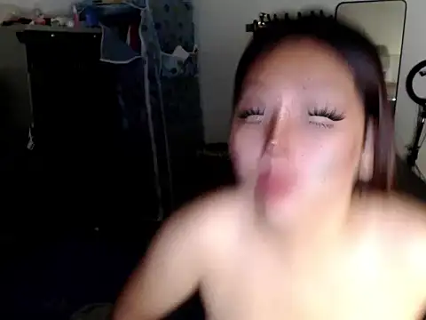 urqueendominant webcam