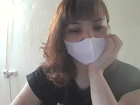Angela-Eira webcam