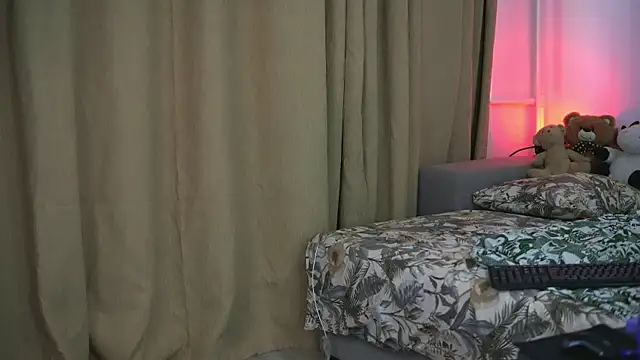 HotMollyX webcam