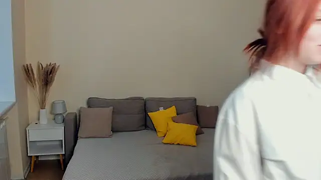 DeloraHakimi webcam