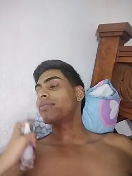 hot_latinox webcam