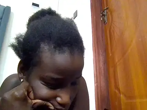 slimy_gal12 webcam