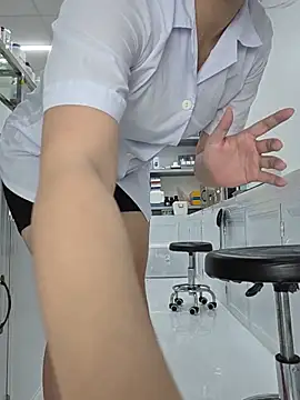 HinaLovely webcam