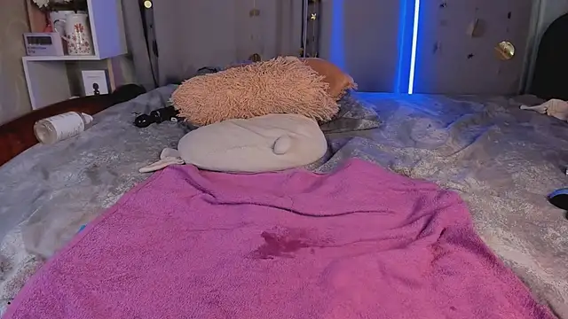Jess_Lui live sex cam