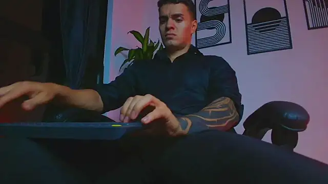 ALPHA_DOMINUS_ webcam