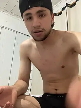 ever10183 - Ever10183's free webcam - UK Sex Cams