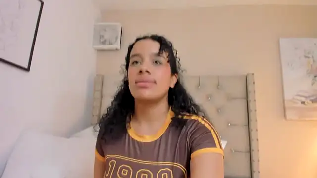 vanesasexyhot21 webcam