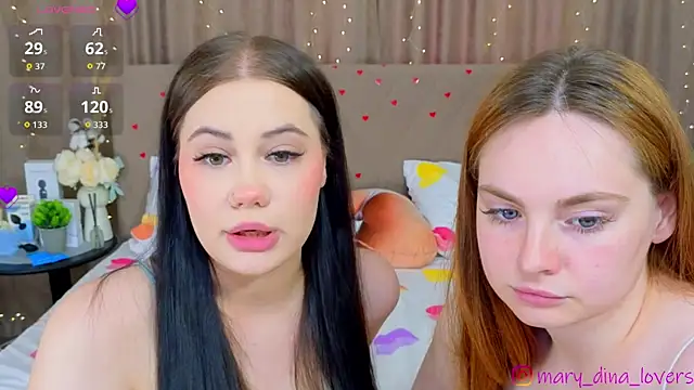 Mary_Dina webcam