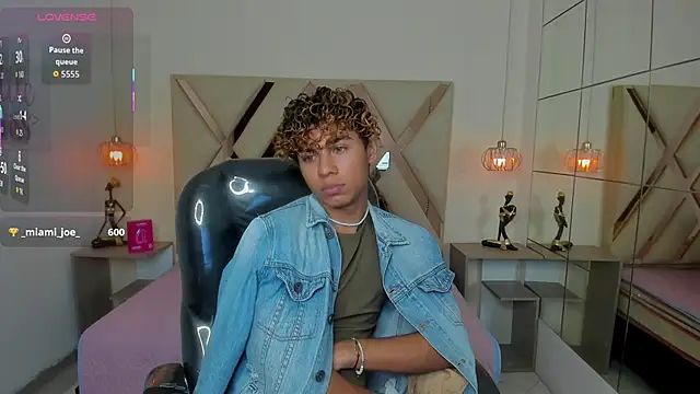Anyelo_Twink webcam
