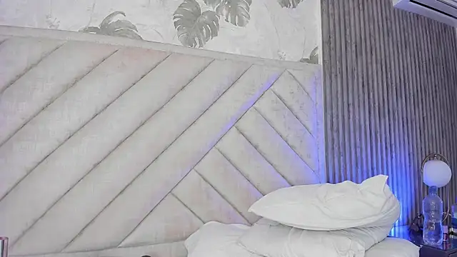 SarahRizof webcam