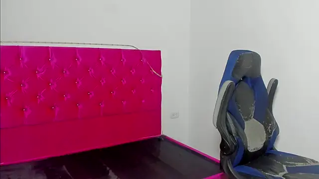 skinny_sam webcam
