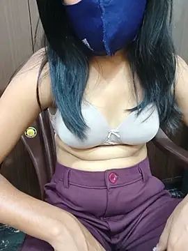 Shanaya_001 webcam