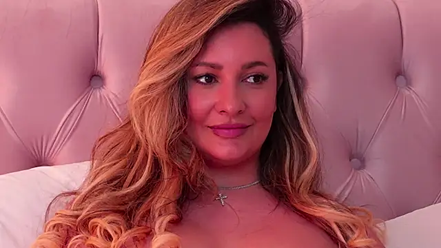 YaaraCollins webcam