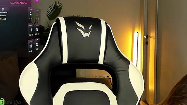 Leslie_Scott webcam