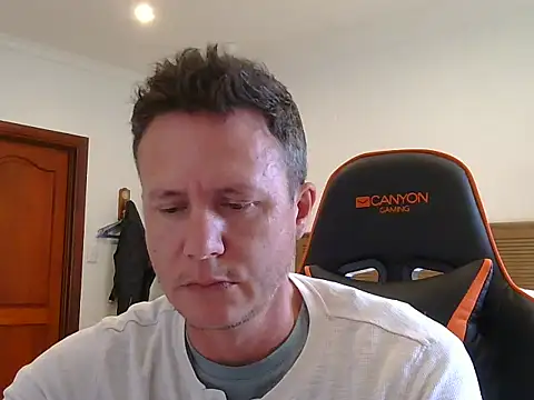 TroyDieselXXX webcam