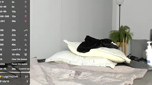 TanishaEvans webcam