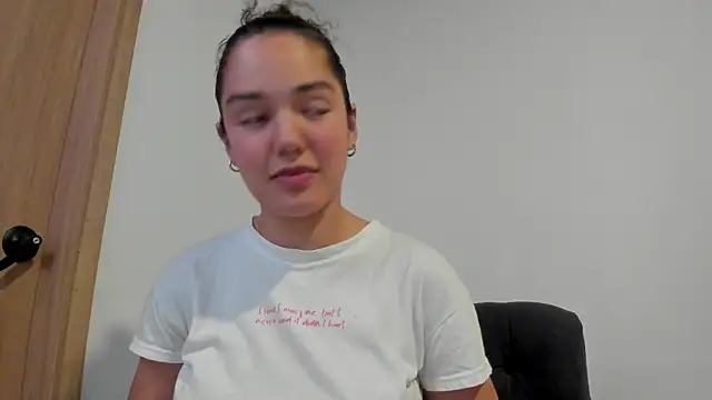 MiaRouseex webcam