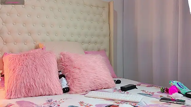 KeendallRouse webcam