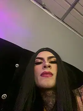 valen_lewiiz webcam