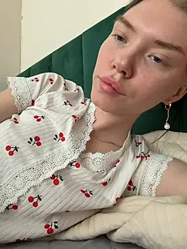 Lisaaa_Alisa webcam
