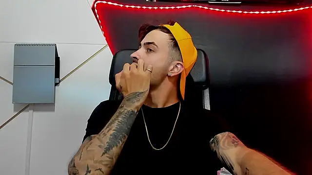 BrandonTate webcam
