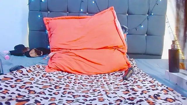 mia_xx1 webcam
