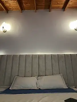 Mia_Roswell webcam
