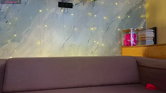 miss_bubbles_ webcam