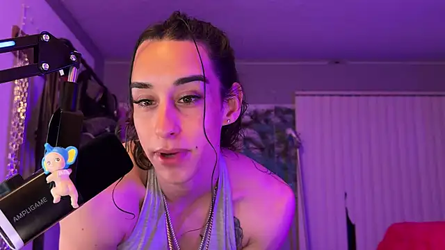 xoFrankie webcam