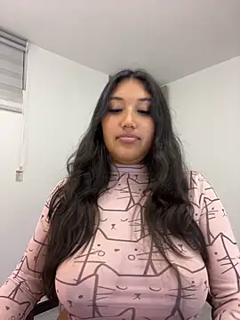 SharaRous webcam