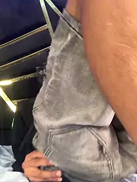 Emiliano_Reyes webcam
