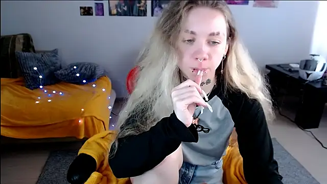 Nica_Kawaii webcam